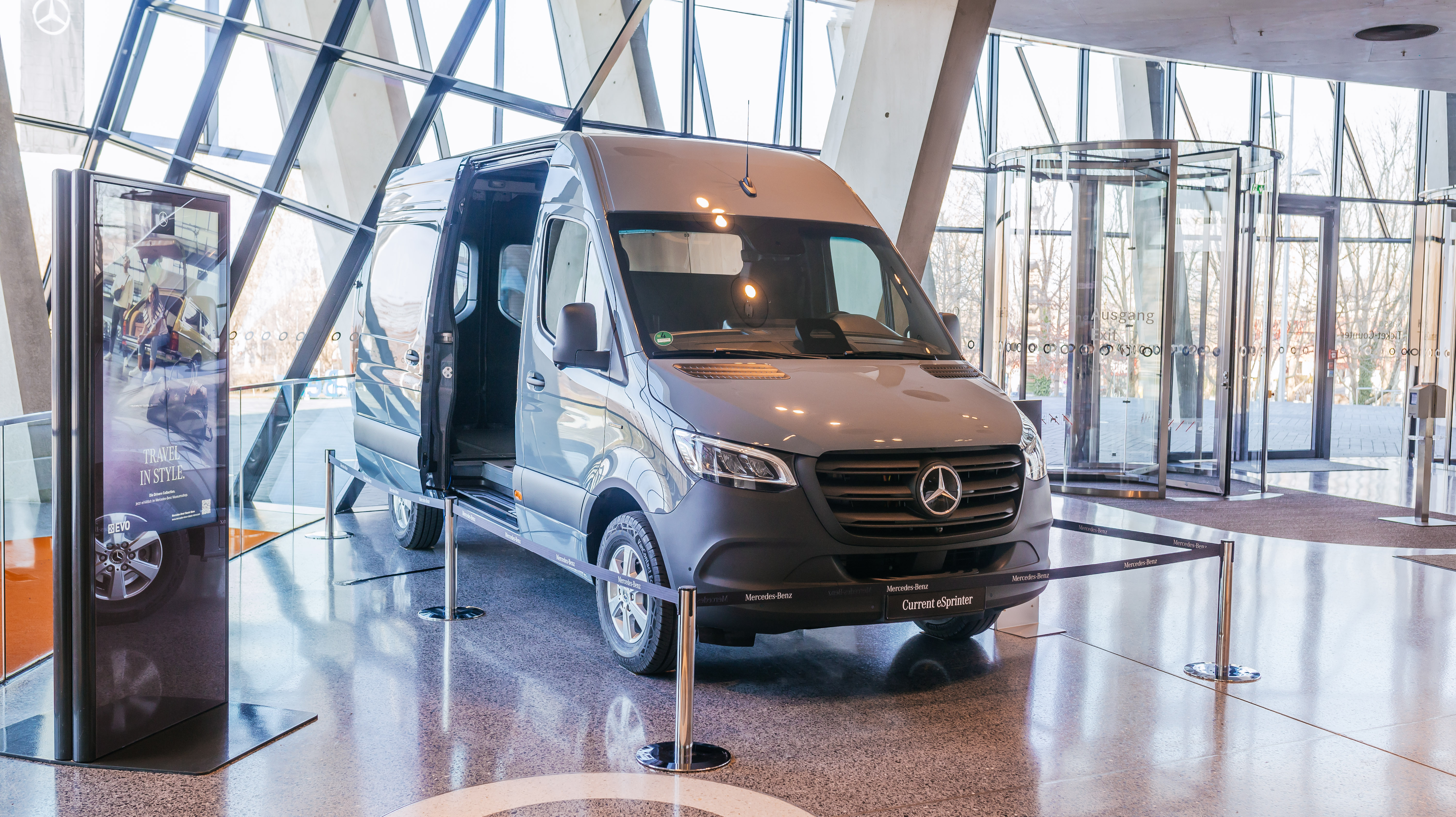 30 lat Mercedesa-Benz Sprintera | Blog Mercedes-Benz EWT Automotive Polska